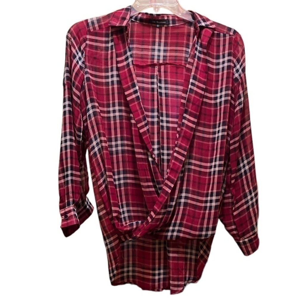 𝅺RED and black plaid Chic Happens brand tunic long sleeve sheer collar shirt